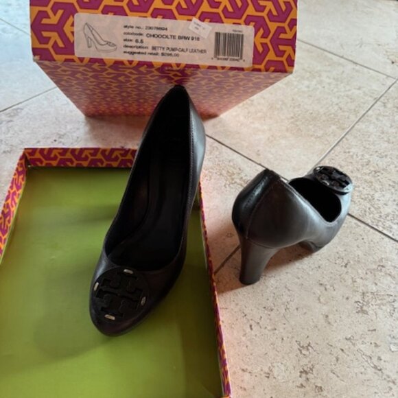 Tory Burch Pumps - Picture 2 of 2